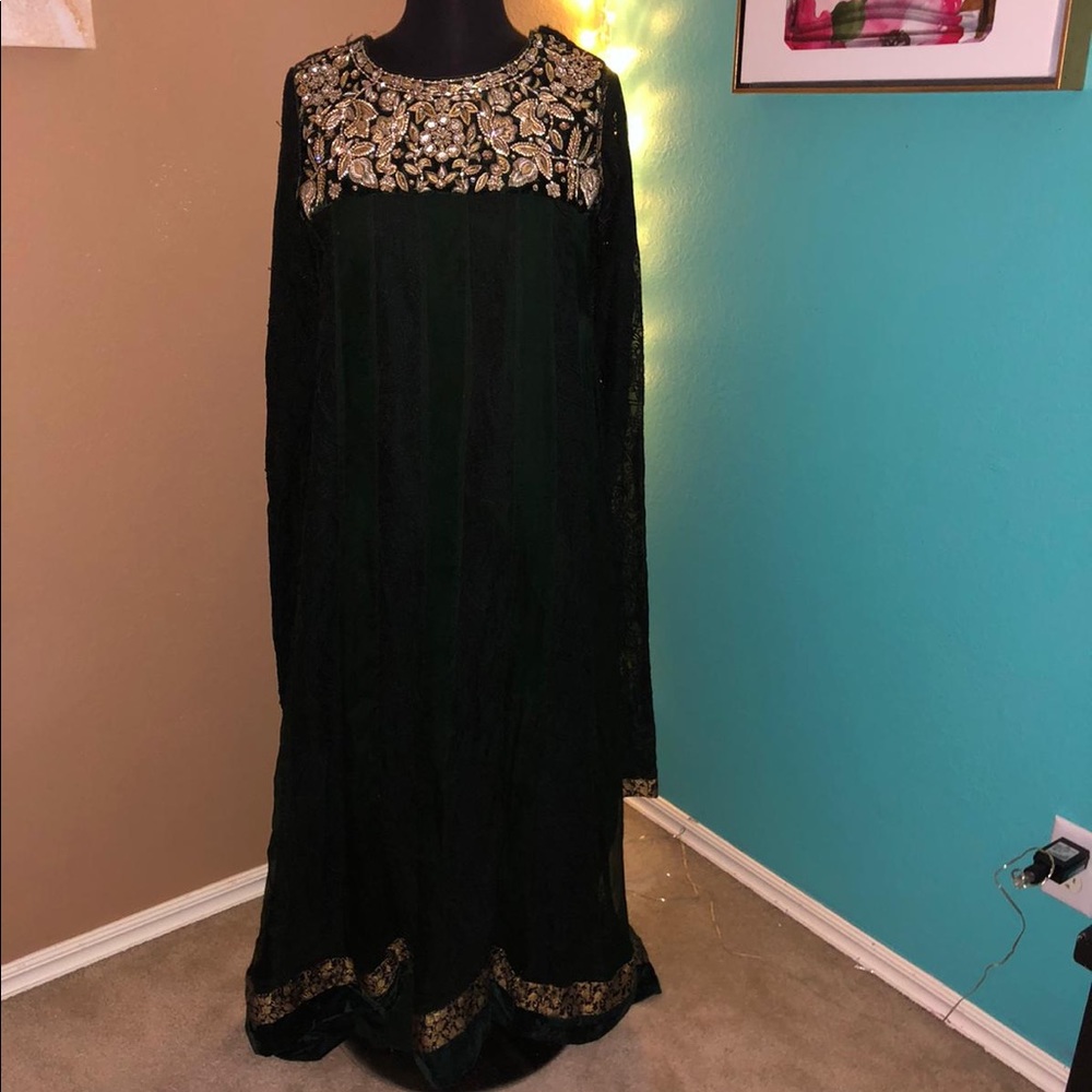 PAKISTANI DESIGNER GOWN DARK GREEN SMALL